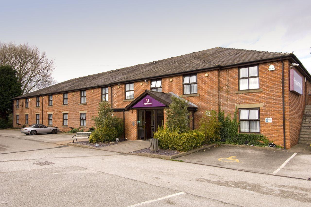Premier Inn Premier Inn Crewe Нантвіч Екстер'єр фото